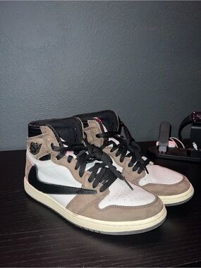 Air Jordan high Travis Scott